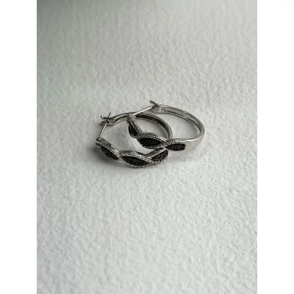 Yin-Yang 925 Sterling Silver Black Onyx Tiny Stones Earrings